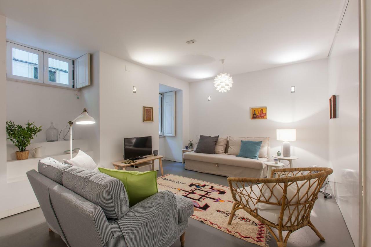 Renovated Apart With Private Courtyard, By Timecooler Lisboa Екстериор снимка