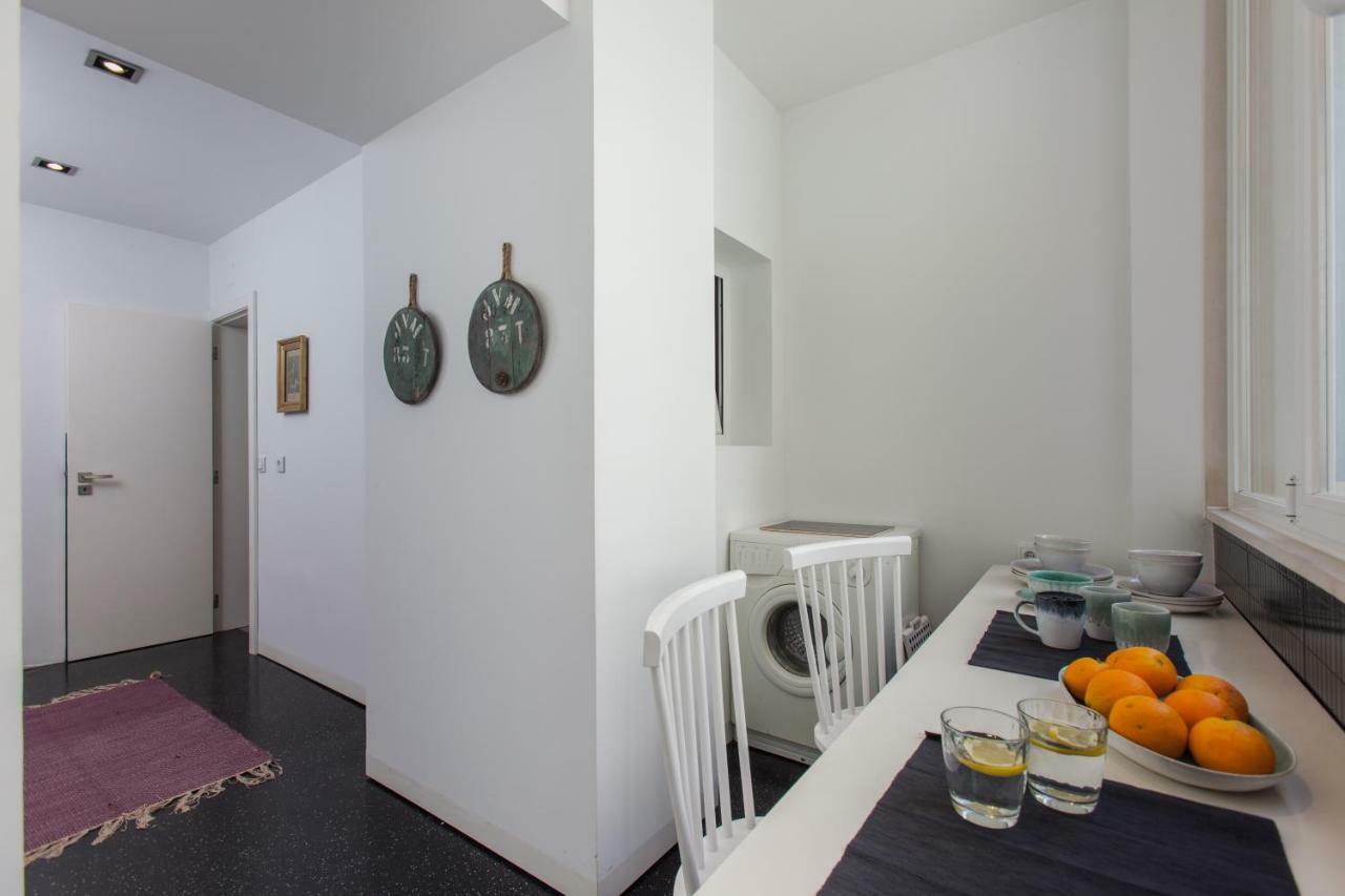 Renovated Apart With Private Courtyard, By Timecooler Lisboa Екстериор снимка